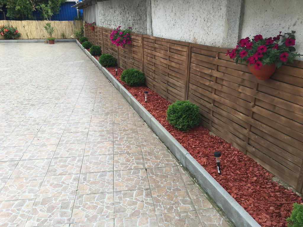 Abszolut Hotel Es Panzio Nyírbátor 외부 사진