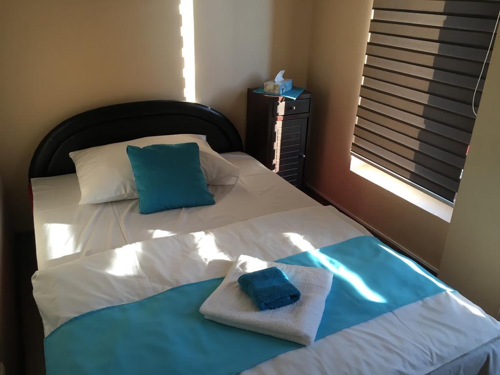 Abszolut Hotel Es Panzio Nyírbátor 외부 사진