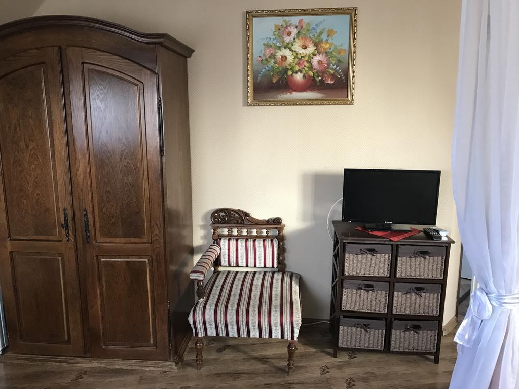 Abszolut Hotel Es Panzio Nyírbátor 외부 사진