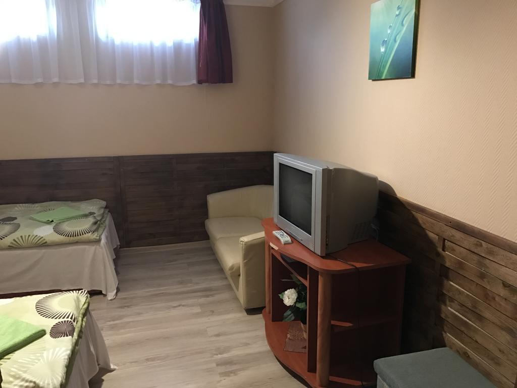 Abszolut Hotel Es Panzio Nyírbátor 외부 사진